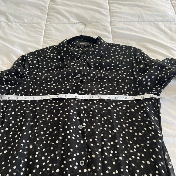 Theory Button Down Blouse - Picture 4 of 6